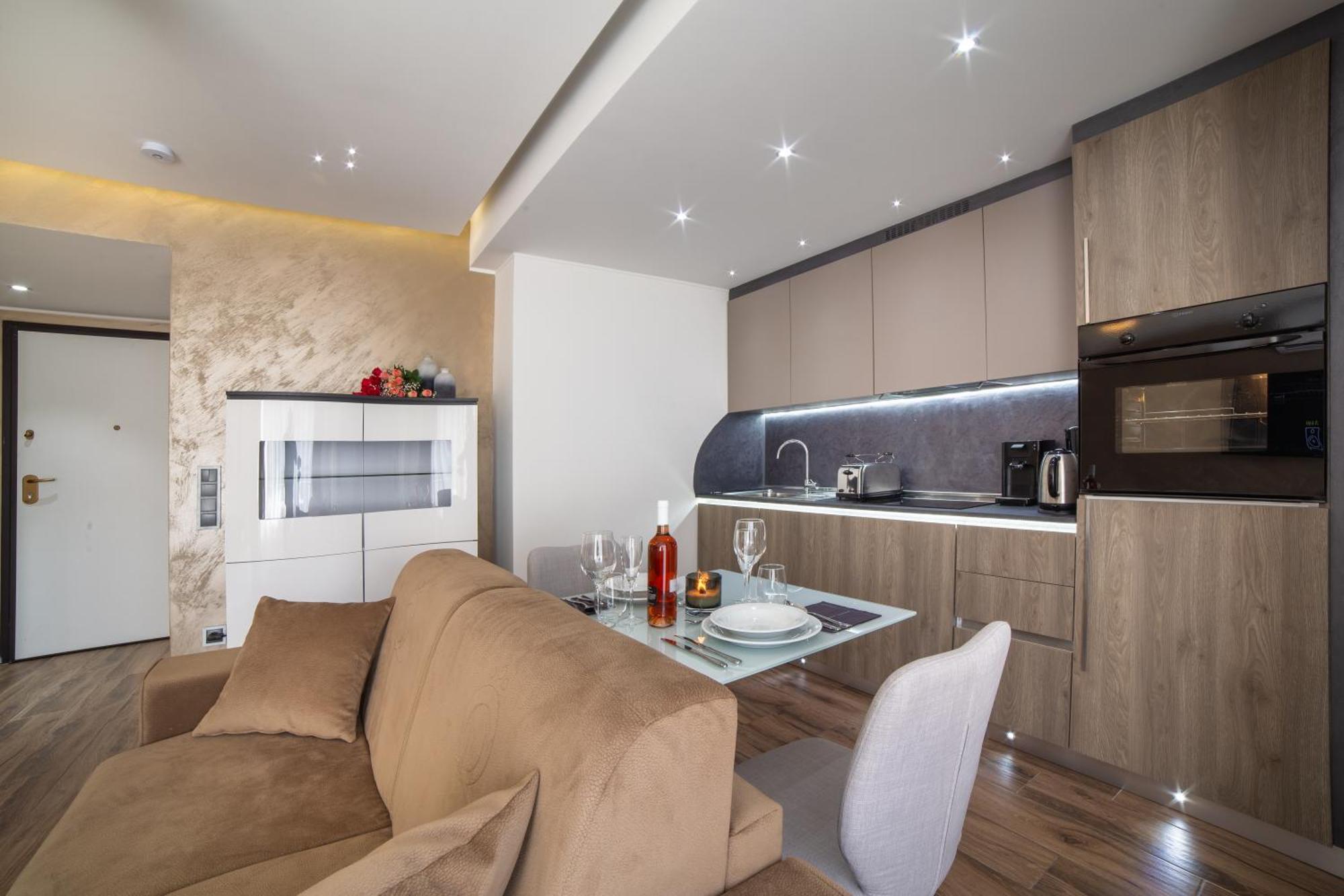 The Queen Luxury Apartments - Villa Carlotta Люксембург Екстер'єр фото